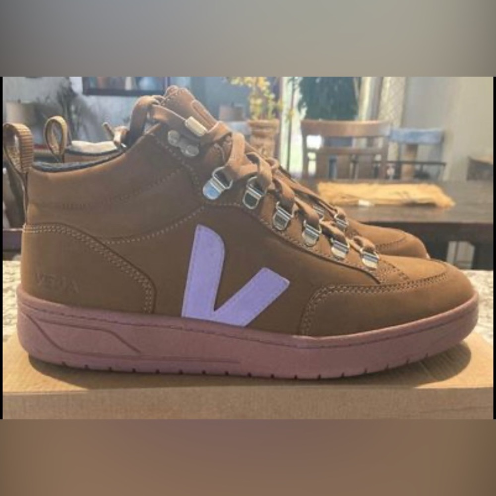 Veja shoes size 9 /eur40